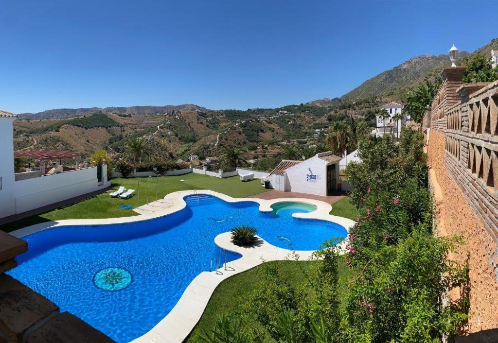 Lovely 2 Bedroom Apartment With Sea View, Frigiliana Eksteriør bilde